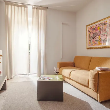 La Grotta Apartment *