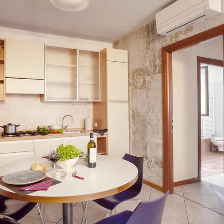 Apartment La Grotta *